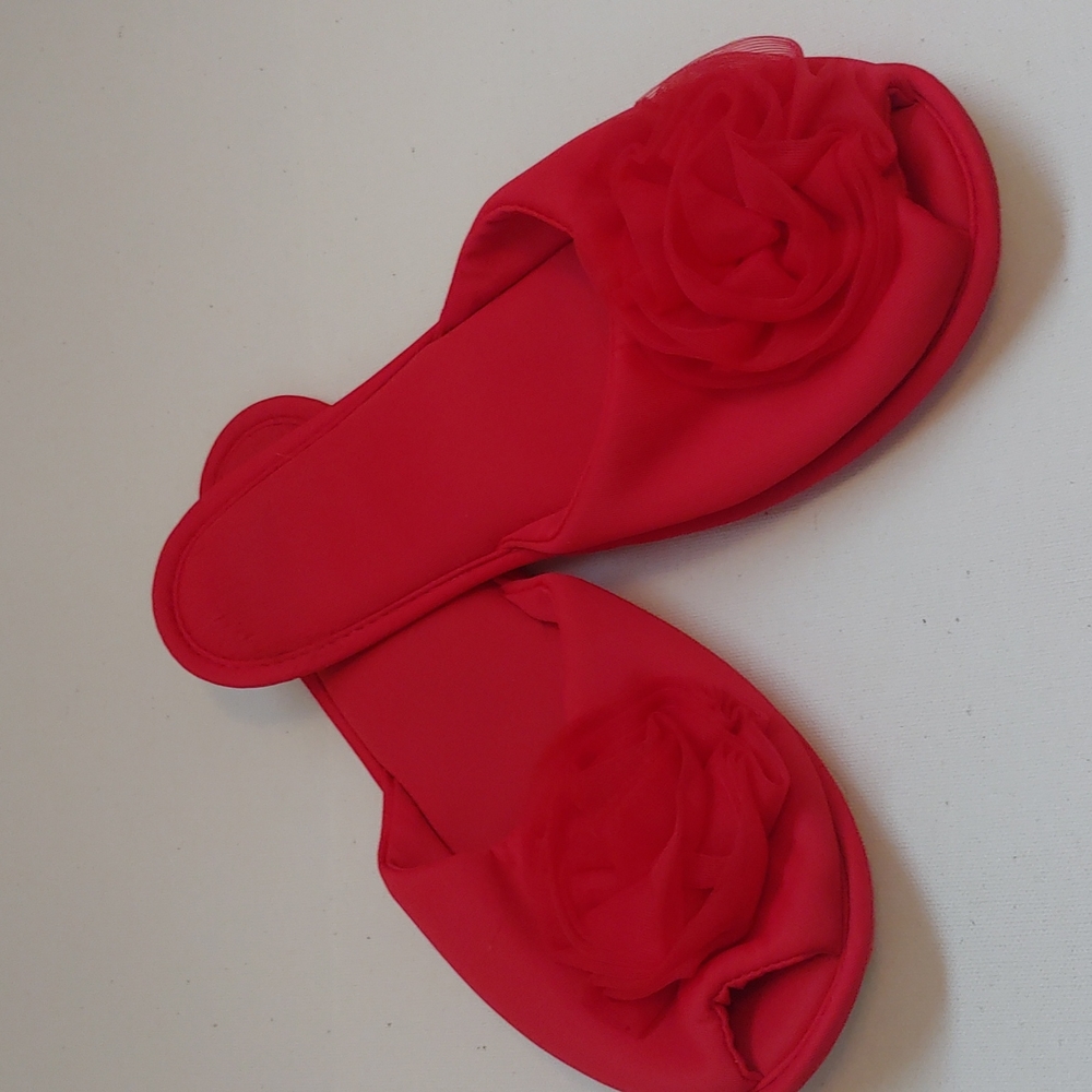Vintage Vanity Fair red house slippers. Size Large 8-9